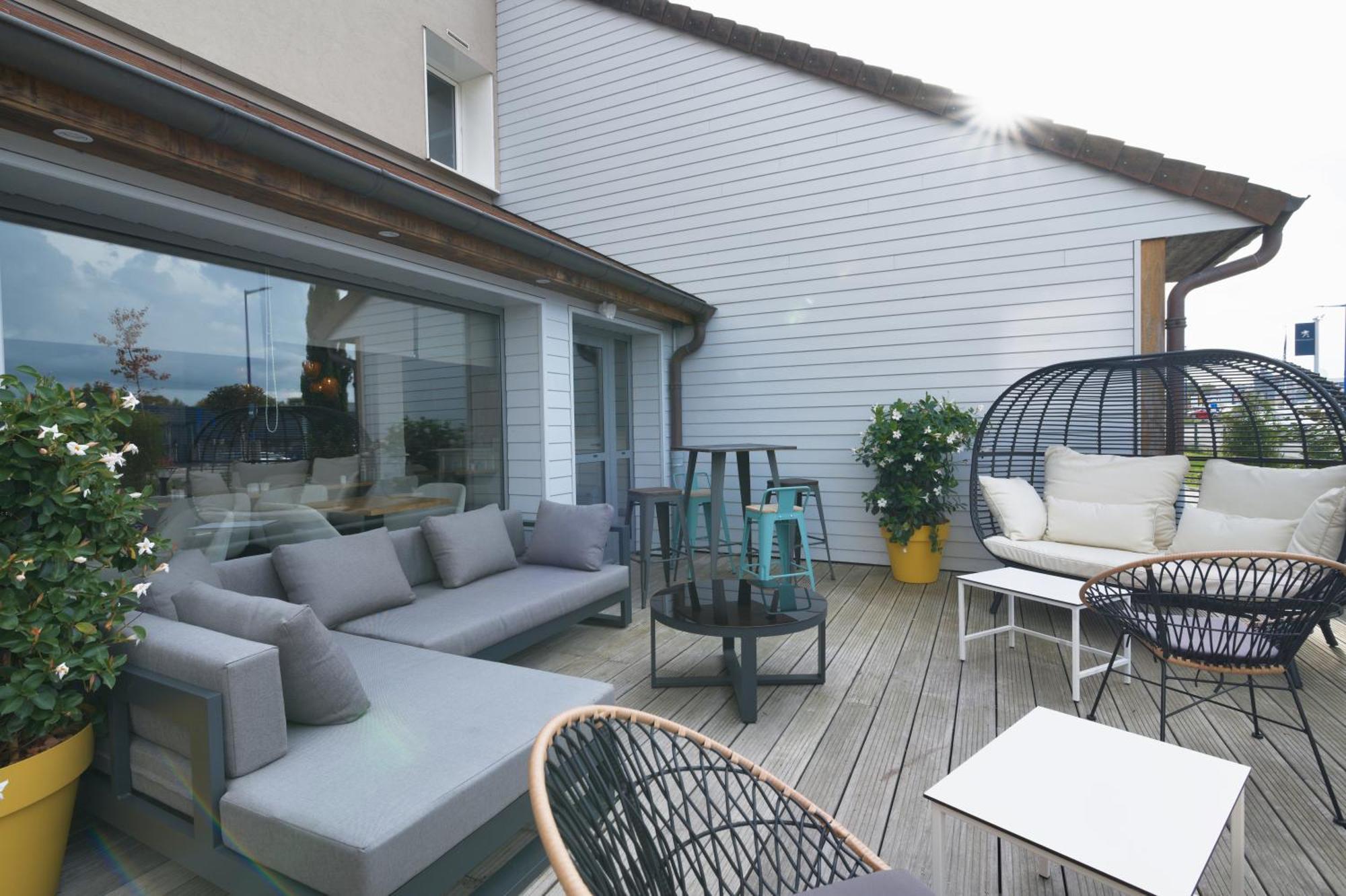 Le Konine - Hotel & Bar & Restaurant Montceau-les-Mines Εξωτερικό φωτογραφία