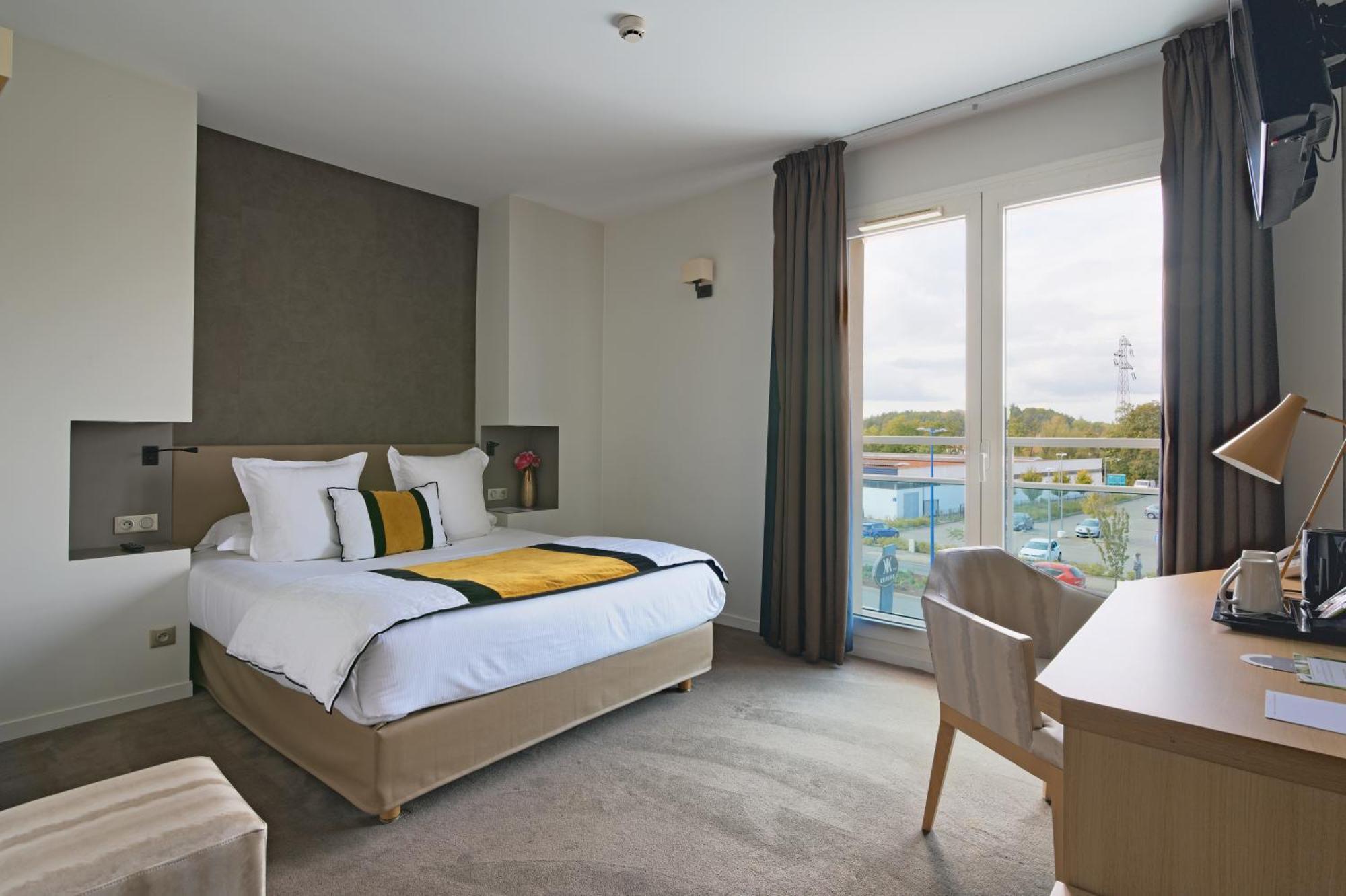 Le Konine - Hotel & Bar & Restaurant Montceau-les-Mines Εξωτερικό φωτογραφία