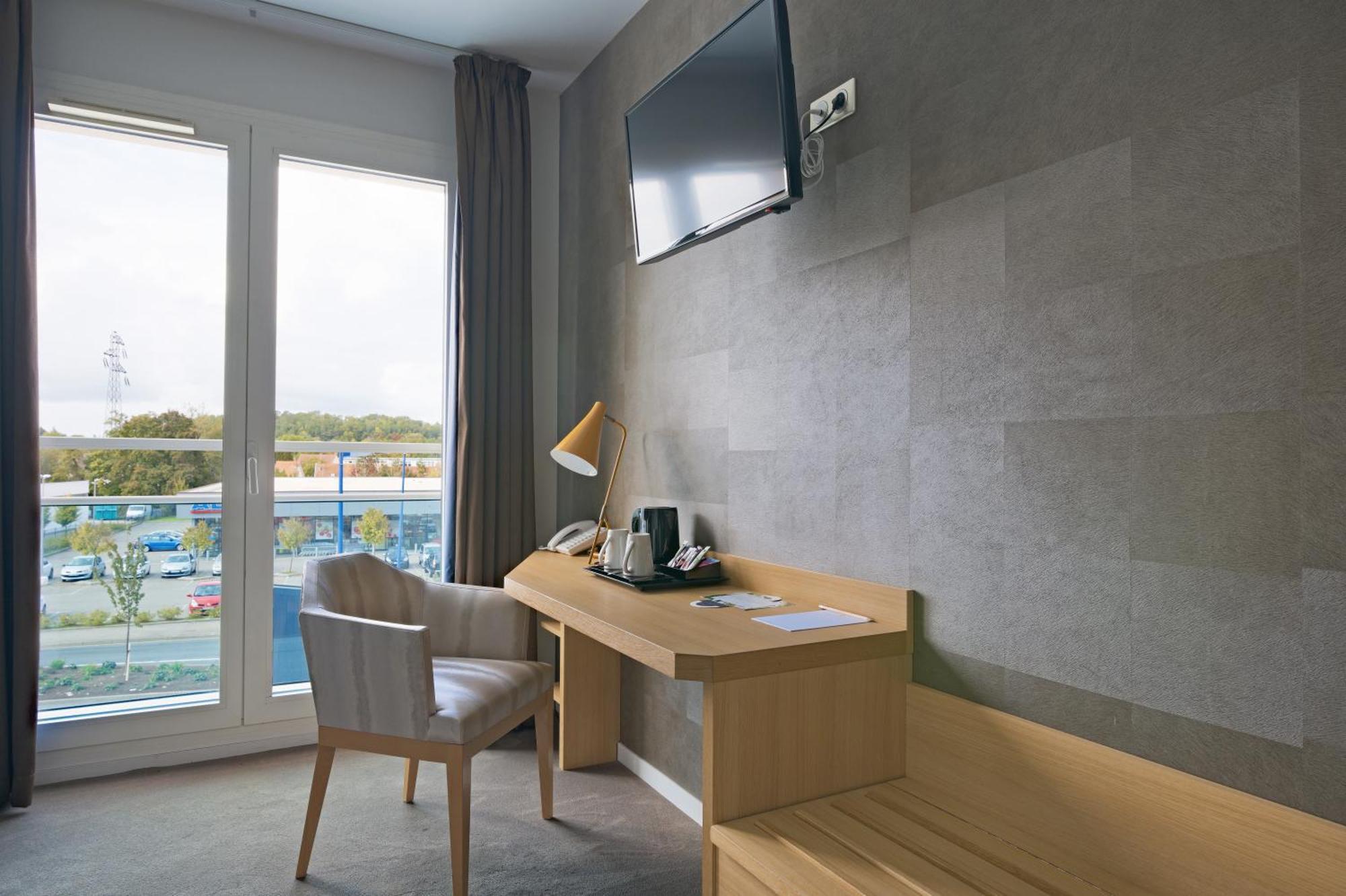 Le Konine - Hotel & Bar & Restaurant Montceau-les-Mines Εξωτερικό φωτογραφία